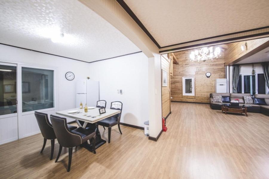 Sunyang Village Pension Jeju Dış mekan fotoğraf